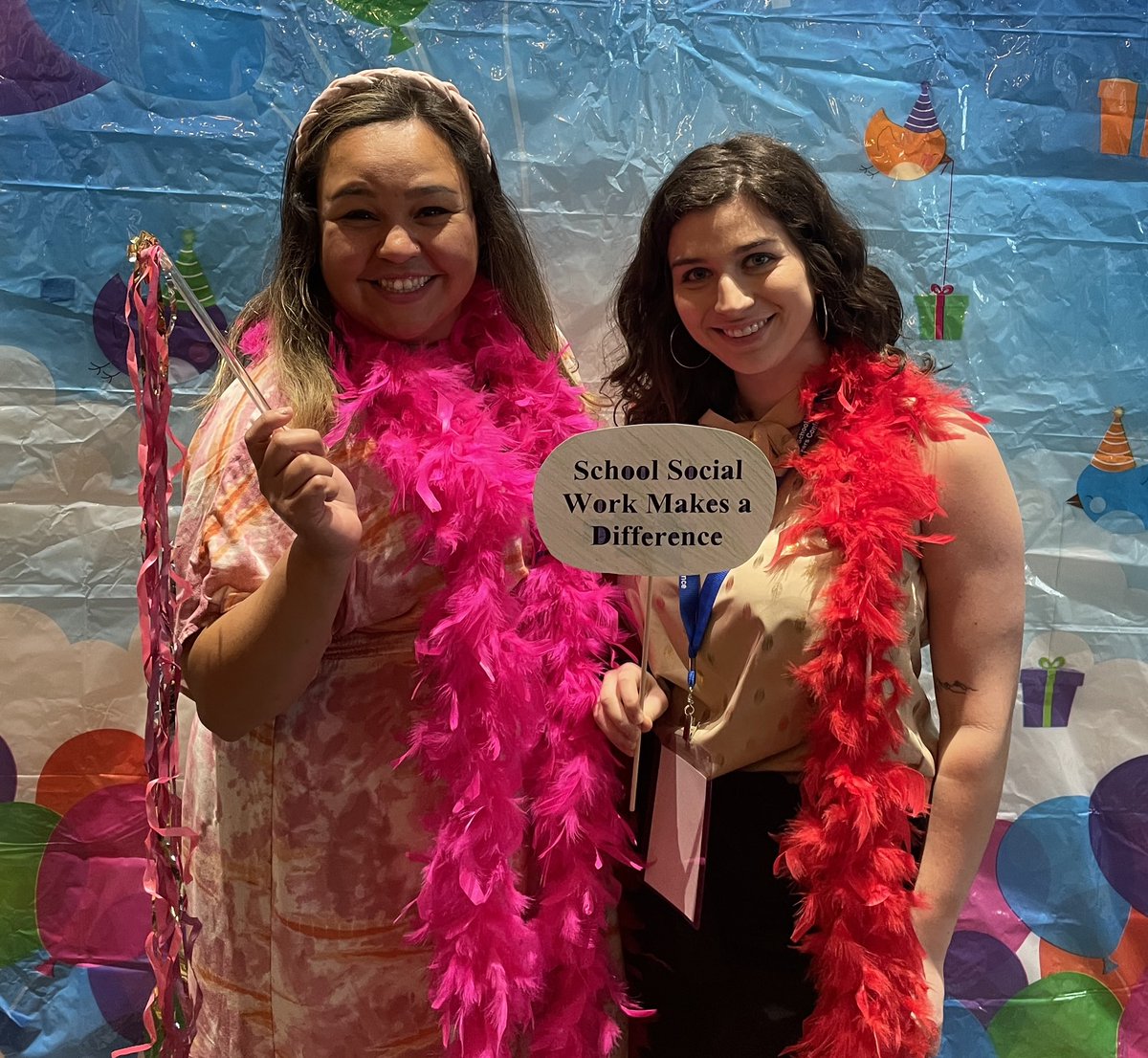 sswconf's tweet photo. School social work makes a HUGE difference! #txschoolsw #socialworkersmakeadifference https://t.co/UPnOWDDZBc