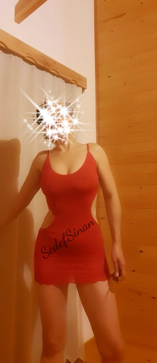 Kıskanmak yerine, örnek almayı deneseniz belki içten içe büyüyen fesatlığınız da son bulur. Deneyin. Bedava.
