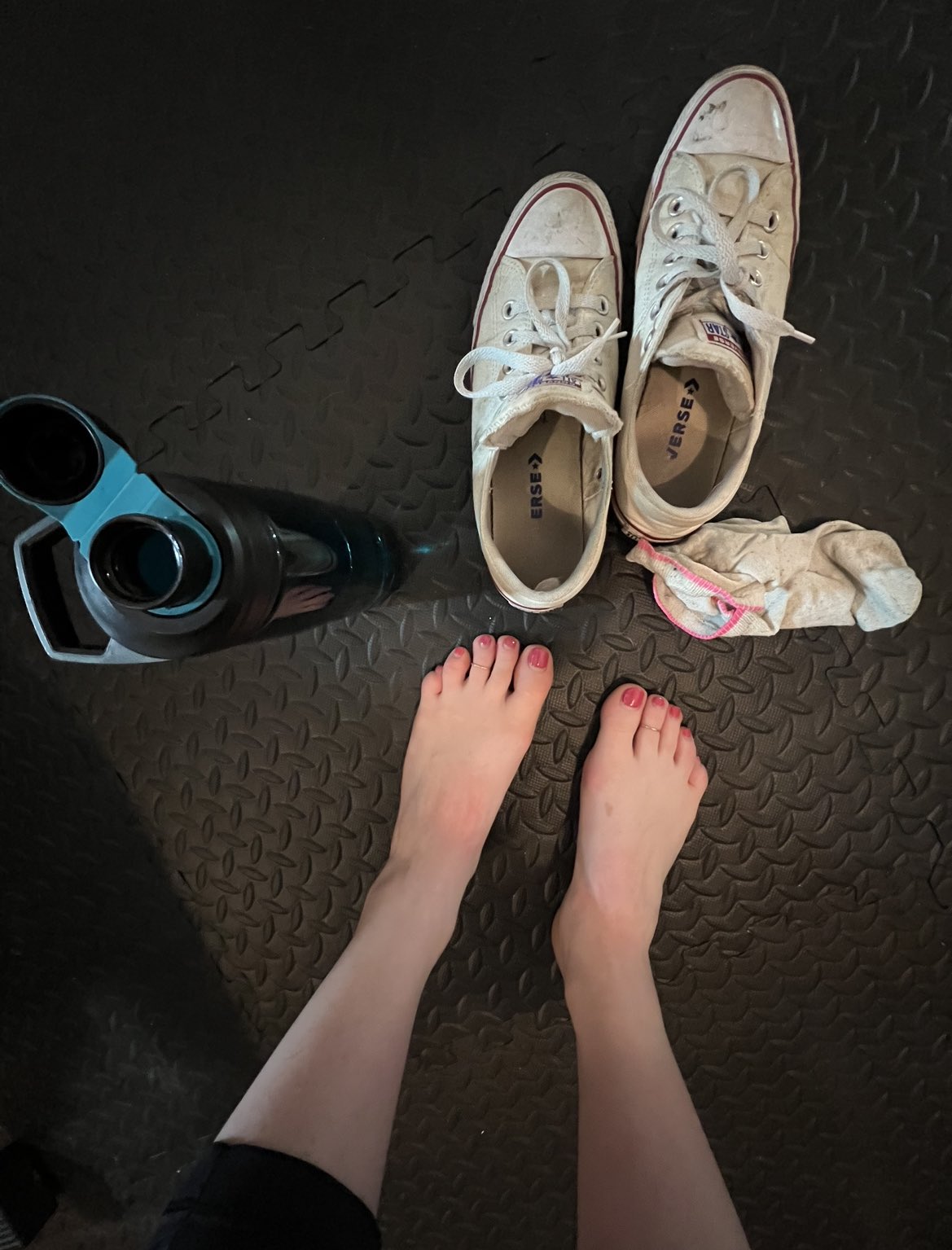 Freckled Feet (Almighty Alice) on Twitter "Guy77The quinnyspiggies