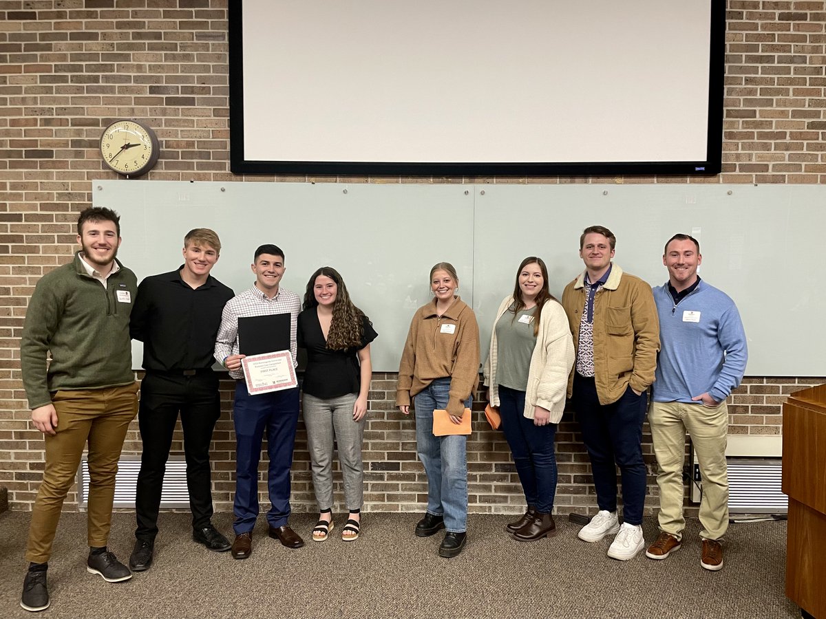 MsideBUSN's tweet photo. On Monday, Business Honors hosted its 4th annual Case Competition. 
FOURTEEN teams from area colleges competed by presenting their strategic plans on Cyber Security to Sterling Computers judges.

🥇Morningside Investment Club
🥈Accounting Club - Seth 
🥉Briar Cliff

#msideproud https://t.co/8L3ecp4LCr