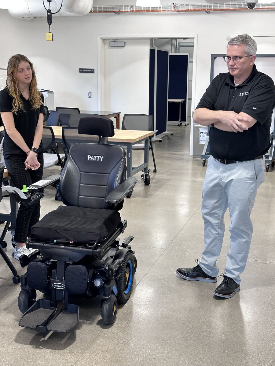 lucimobility's tweet photo. Thank you to @AHSIllinois for recently hosting us on campus, as well as the students, staff and faculty engaged during the visit. We appreciated the thoughtful discussion about accessibility and mobility on campus, and LUCI’s technology and role in it. https://t.co/gcDOc3e9F3
