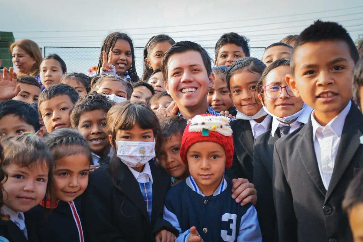 DavidOrteGomez's tweet photo. La importancia de entregar resultados para las #InstitucionesEducativas  de Duitama, es de suma importancia para una #EducaciónDeCalidad. Llegamos a renovar la infraestructura del colegio de la vereda de San Antonio Norte. https://t.co/vAgGkbMwBn
