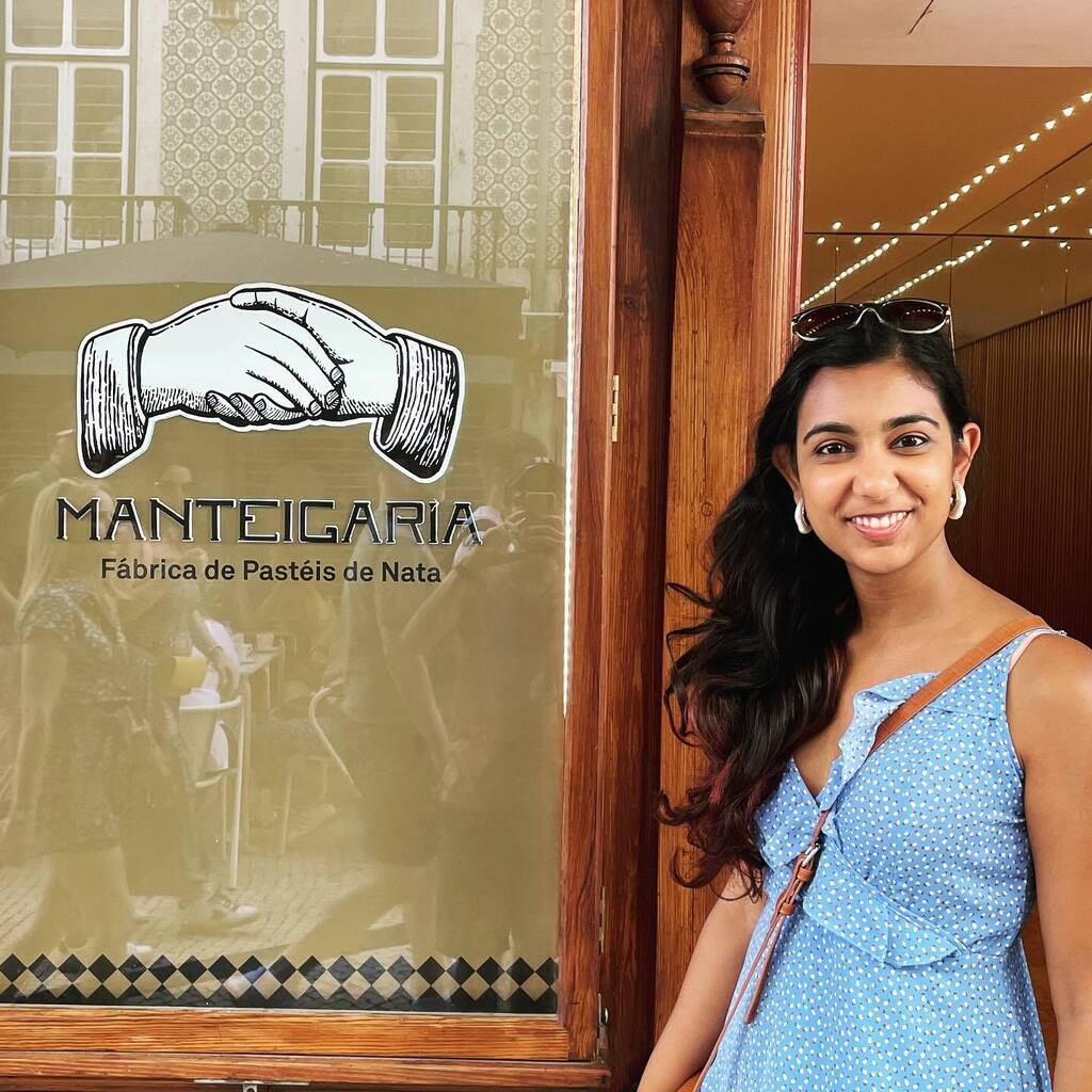 My new single Pastéis de Nata releases in just a few hours! Please remember to go stream, save and playlist it tomorrow - also there’s still time to presave it, so please click that link in my bio if you haven’t already ❤️

Here we go! x 

(📷 at <a href="/man/">Man</a>… instagr.am/p/CpA_OSdt2Zr/