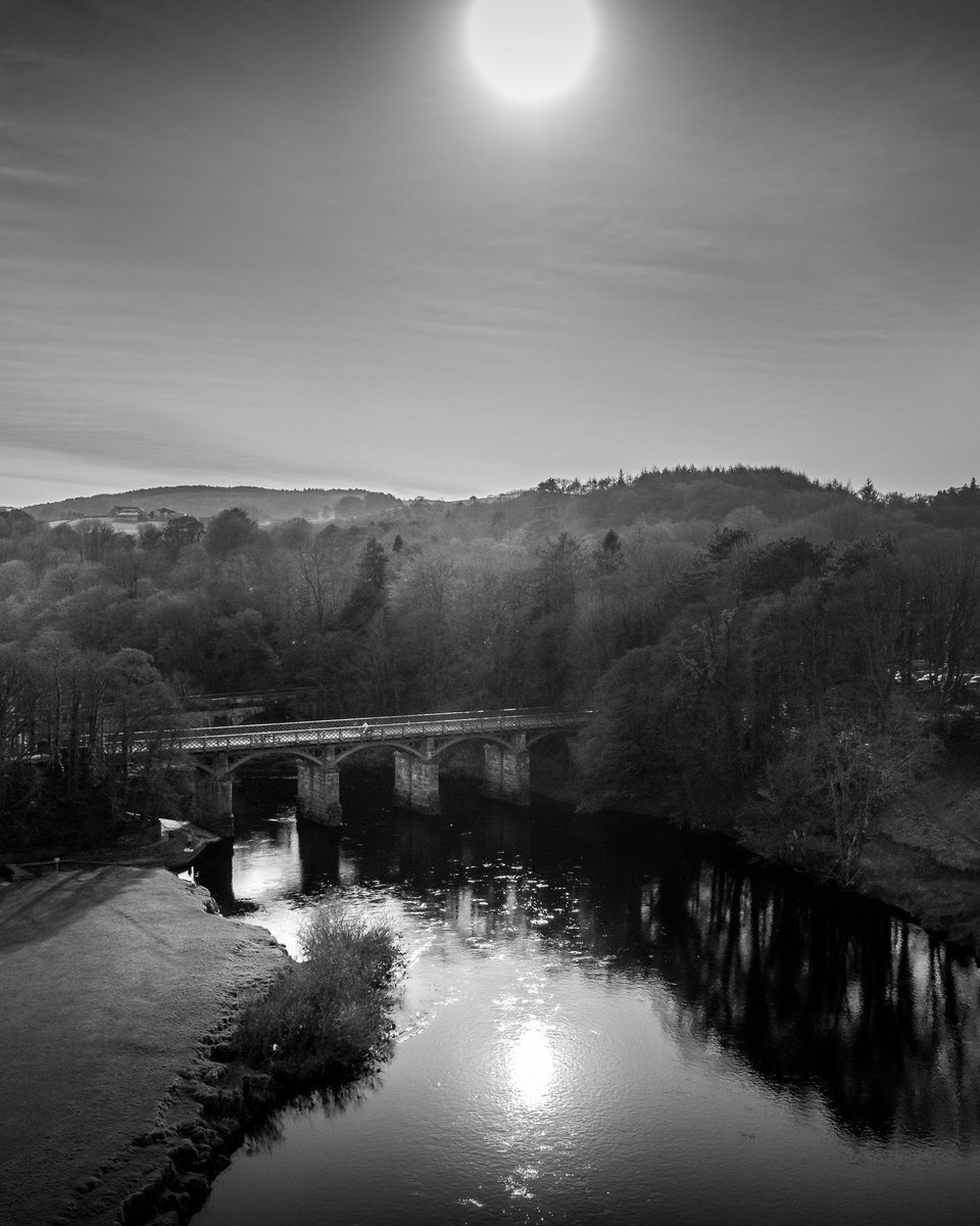 First flight for such a long time so thought we’d go for something a little bit different. Shooting into the sun and a black and white edit. Hope you like it. #droneshot #blackandwhite #crookolune