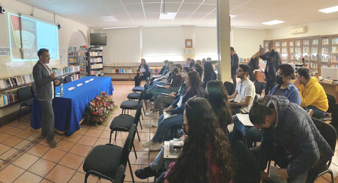 armartinell's tweet photo. Presentación del libro de la Educación Media Superior ante la Nueva Escuela Mexicana en la #benmac Zacatecas https://t.co/YHZhxbNfy0