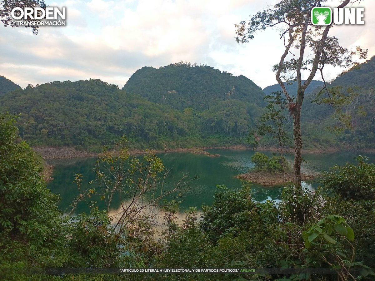 UNECHISEC's tweet photo. Con #OrdenYTransformación podemos lograr el mantenimiento, cuidado y conservación de la Laguna Sepalau ubicada en el Municipio de Chisec, un  Centro turístico que representa una de las muchas bellezas que tiene Alta Verapaz
#Afíliate #UneteALaUNE
Artículo 20 Literal h) https://t.co/apXIPsR6Kw
