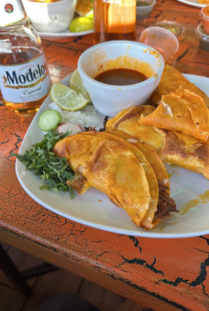 Cesar07Merlo's tweet photo. Nos gusta comer 🖤 https://t.co/vkzGPge3IX