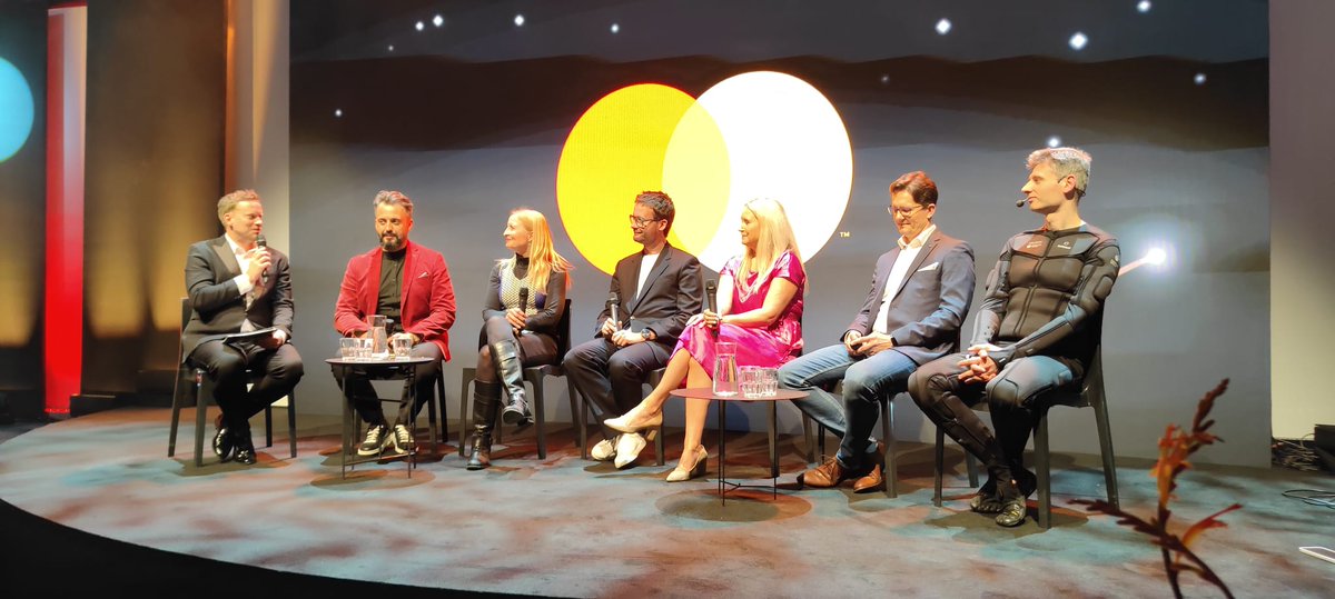 ASychov's tweet photo. Thank you @MastercardEU @Mastercard for inviting @SomniumSpace to give a #Metaverse keynote speech at Mastercard Czech Innovation Awards. It was a pleasure to join a panel discussion with @komercka @CSOB_CZ and others to talk about the future of banking &amp; decentralized payments. https://t.co/En3mIvWfbl
