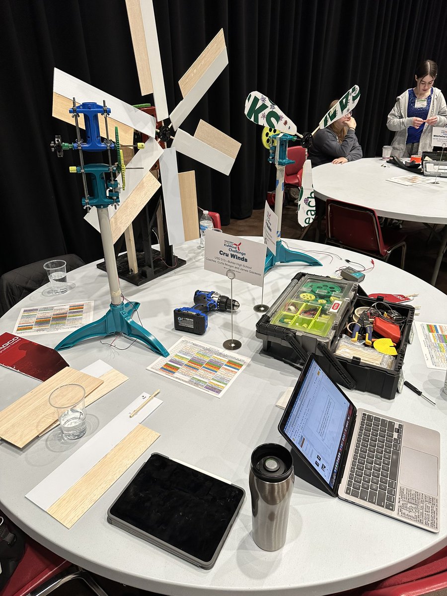 coach_morgan's tweet photo. @bhsupdates students competing in the Regional KidWind Science Competition. #STEMeducation @BuhlerCrusaders @ccouchman https://t.co/cF6vJ2fdMM