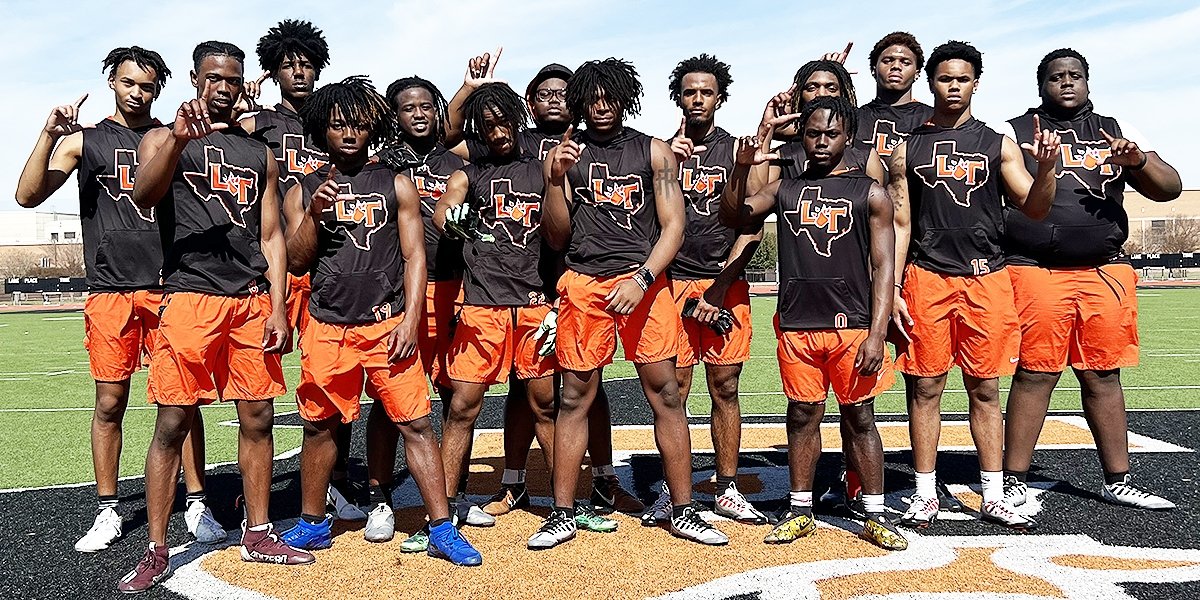 𝗪𝗘𝗕𝗢: Exceptional Talent in Lancaster Points to Promising Future 💥 @CorianGipson 💥 @kewanlacy22 💥 @kamrobinson__ 💥 @TiErick_Martin 💥 @EmmanuelChoice7 💥 @kebre3xx texasfootball.com/2023-webo-load… @TheCoachPaul7 | @LancasterFBwebo | @LancasterISD | @GPowersScout | #dctf #txhsfb