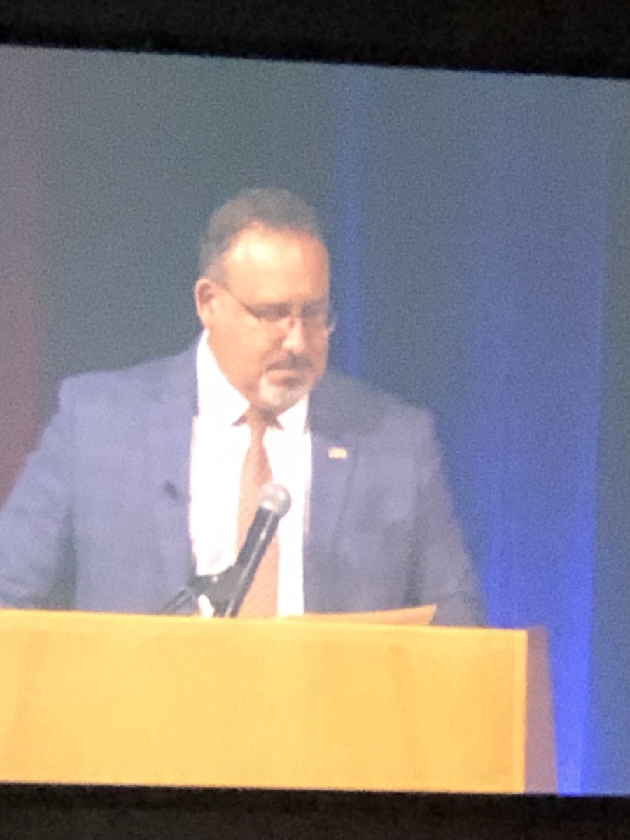 Always inspired by Dr. Cardona’s, US Secretary of Education, words multilingualism is an asset not a deficit #katybilingual