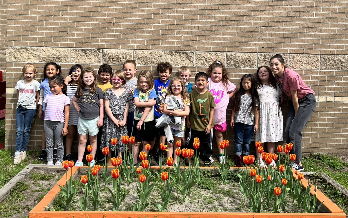 Selena Brooks tweet media