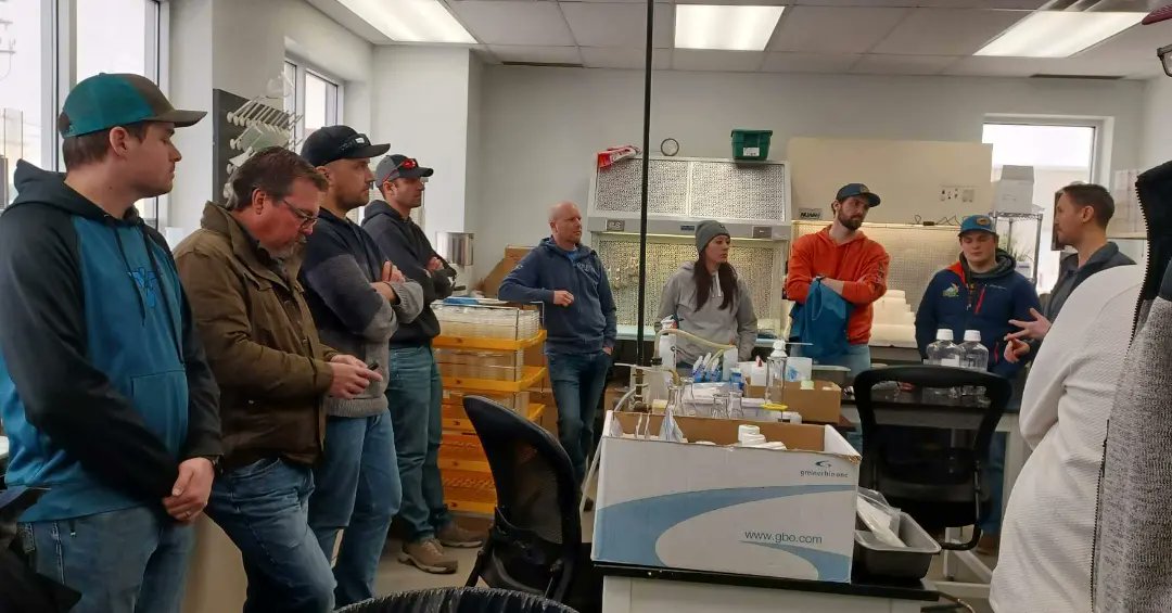 2020SeedLabs's tweet photo. Touring the #chinookagronomics team in the Disease Lab with Trevor sharing what we offer for testing and diagnostic services. @chinookag
#LabTours #NeverStopGrowing #2020SeedLabs #cdnag #SeedTesting #SeedQuality https://t.co/TQyVfe2s4H