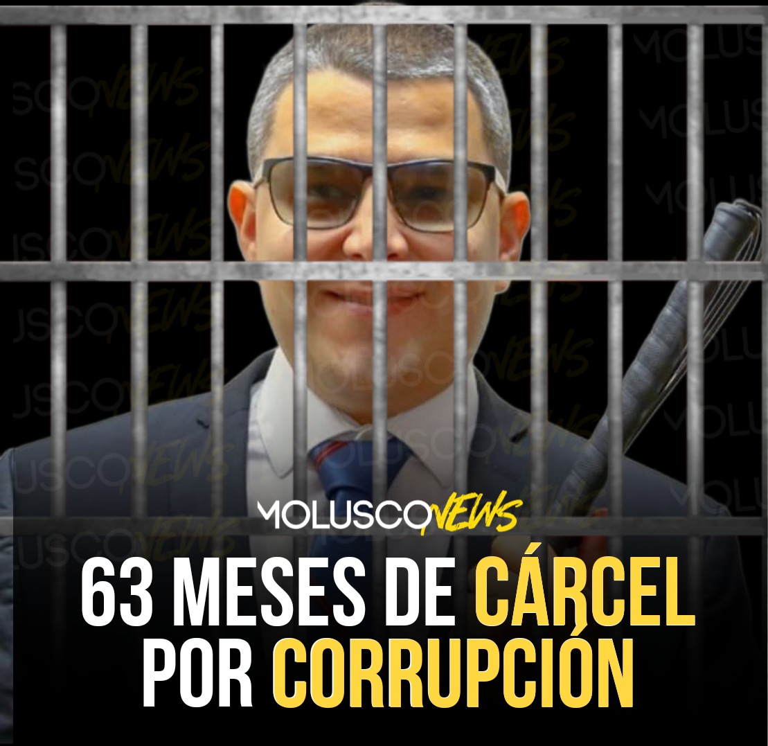 Moluskein's tweet photo. El exrepresentante del PNP, Néstor Alonso Vega, fue sentenciado hoy a 63 meses de cárcel por corrupción pública. Alonso Vega pidió cumplir la sentencia en su casa por ser ciego, pero el tribunal lo denegó. 

El ex político autorizó aumentos salariales para su asistente, para que entonces se le depositara por ATH Móvil,  efectivo y otras cuentas la mitad del aumento de su empleado. El acusado recibió más de $40,000 con ese esquema.

#MoluscoNews
#ElMolu🎧