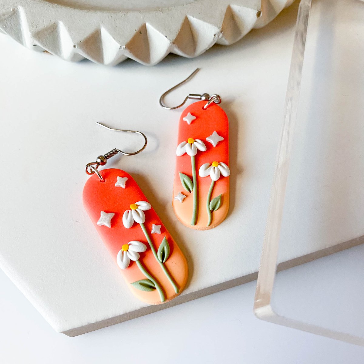 peripheralUS's tweet photo. my ombre obsession cant be stopped

shop the earring update saturday 2.25.23 at 1pm pacific | 3pm central | 4pm eastern https://t.co/ArMRKbk5qB