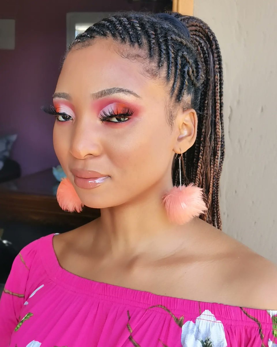 buffer_beauty's tweet photo. Full face beat 😍😍😍

💄 💄 💄 💄 💄 💄 💄 💄
#Bufferbeauty #beautyobsessed #beholdyourbeauty #makeup #facebeat #beattotheGods https://t.co/s6ayWnxSZ5