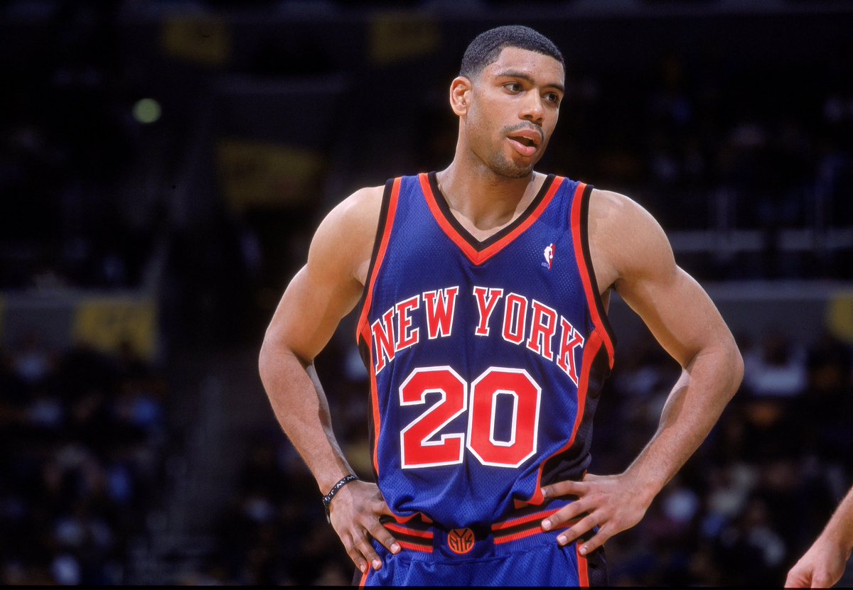 NYKRMania's tweet photo. @nyknicks @CaesarsSports Bring back this uniform. https://t.co/8hJaGkTKAp