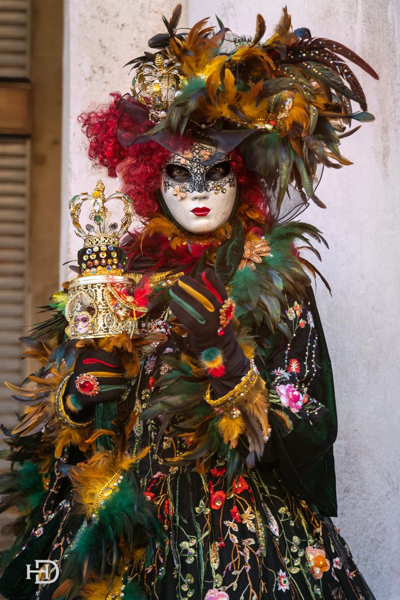 DaveHoldham's tweet photo. Venice Carnival 2023 #venicecarnival #Festival2023 #costume #dress #fashion #colourful #models #photographylovers #canonphotography #event #italy #portraitart #portraitphotography https://t.co/VWMmr5mkdQ