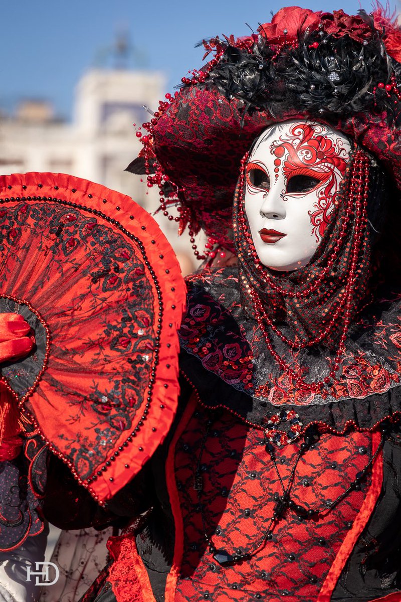 DaveHoldham's tweet photo. Venice Carnival 2023 #venicecarnival #Festival2023 #costume #dress #fashion #colourful #models #photographylovers #canonphotography #event #italy #portraitart #portraitphotography https://t.co/VWMmr5mkdQ