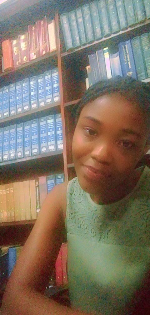 _obaaAdwoa_'s tweet photo. Me at one of my favorite places #library 
#GIU #ShamelessSelfpromoThursday
#WritingCommunity https://t.co/PNV1STUFes