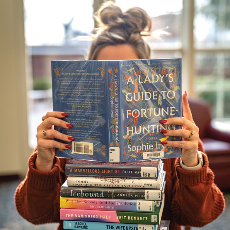 WOWZA! 😱 Way to start the year off strong with your Toledo Library! January had some really impressive numbers!
📚 400,000+ books and materials were checked out
🤩 2,350 people signed up for a Library card
📲 138,000+ eMedia downloads
✈️ 364 Passport applications were done