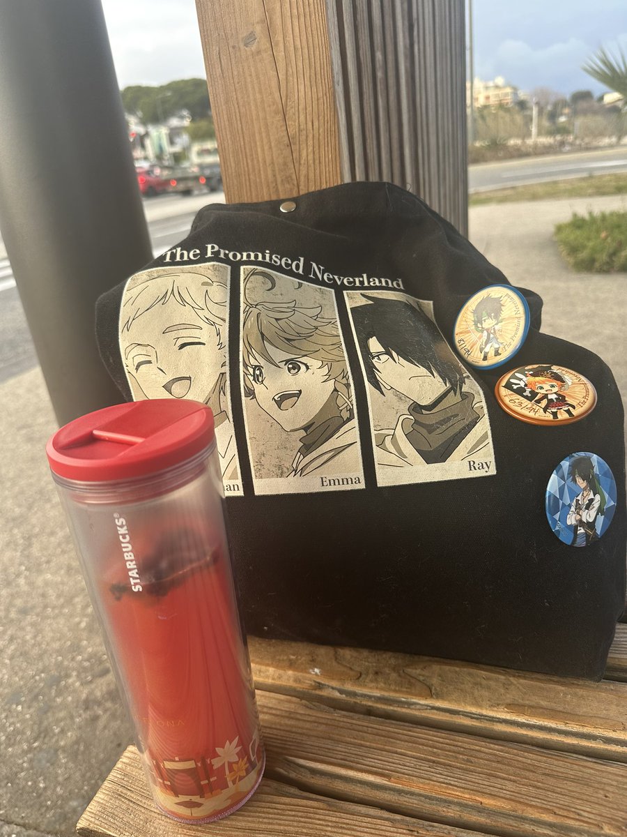 herya06's tweet photo. #starbucks #refreshamurhibiscus ! #約ネバ #thepromisedneverland #draw #pencil #drawing #emma #エマ #レイ #ray #レイエマ #rayemma #ray #emmaray #yakusokunoneverland #約束のネバーランド #ThePromisedNeverland #yakusokunoneverland #tpn #rayxemma #emmaxray #엠마 #약속의네버랜드 ♥️❤️ https://t.co/y2RrFxkvp3