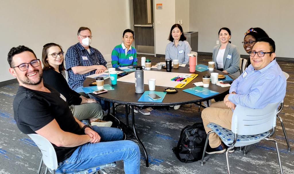 SHSUFaculty's tweet photo. The Mini Engaging Exploration pilot is off to a great start! Lots of good energy! @SHSUProvost #QEP #EngagingClassrooms #ActiveLearning https://t.co/W7OFxmBYVg