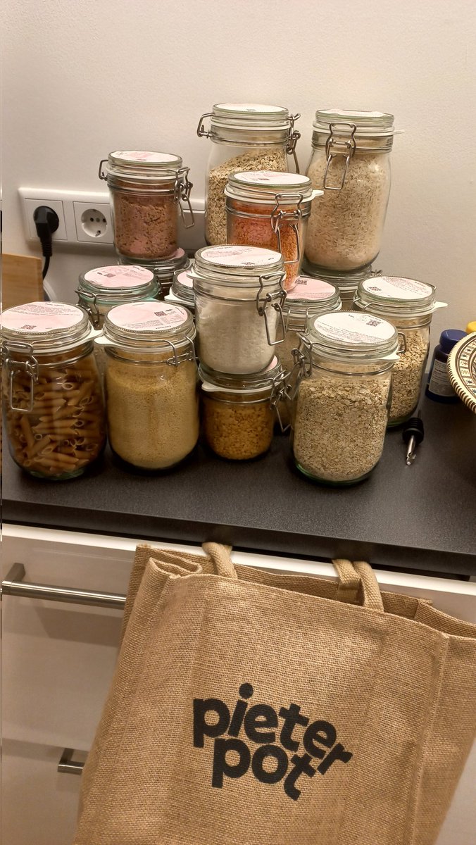 Bedankt <a href="/PieterPot_/">Pieter Pot</a> 
Maar waarom belden jullie net niet aan? Ik zat te wachten met de retouren terwijl jullie het bij mijn buurvrouw afleverden... en ja mijn nieuwe bel doet het!