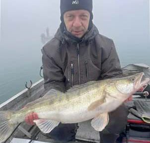 PaoloFishing's tweet photo. Zander time #zander #zanderfishing #spinningfishing #pike #pikefishing #italylake https://t.co/NNoZpCTe6D