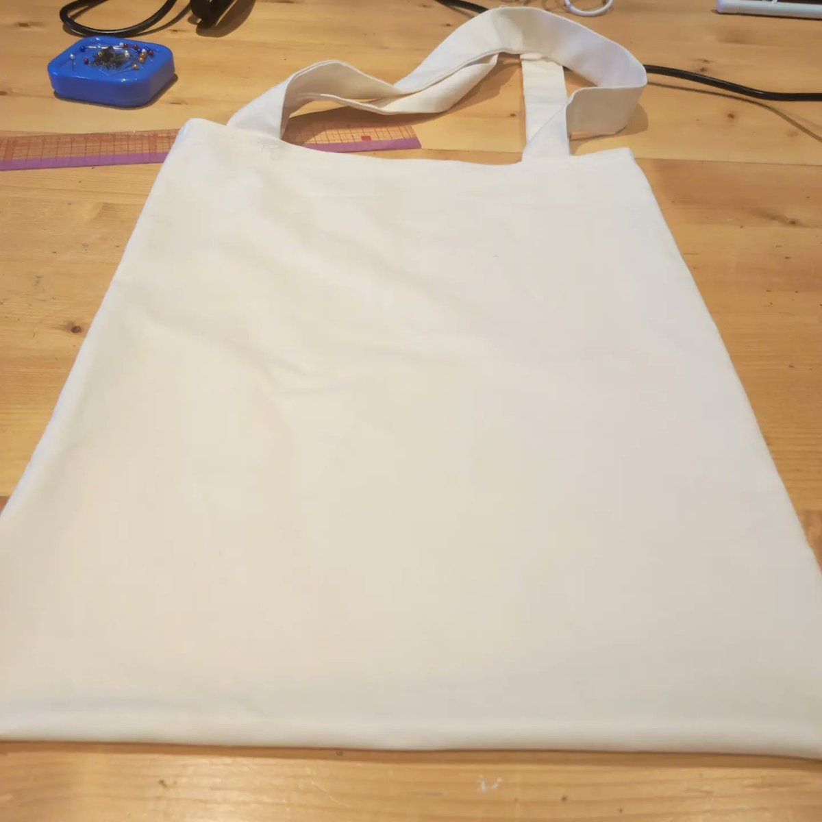 matpha65's tweet image. Après-midi fabrication de tote bag en compagnie d&apos;une super amie et collègue. Merci @Mag18049315 pour le cours de couture #fablabalecole #ddec65 #ensembleonavance