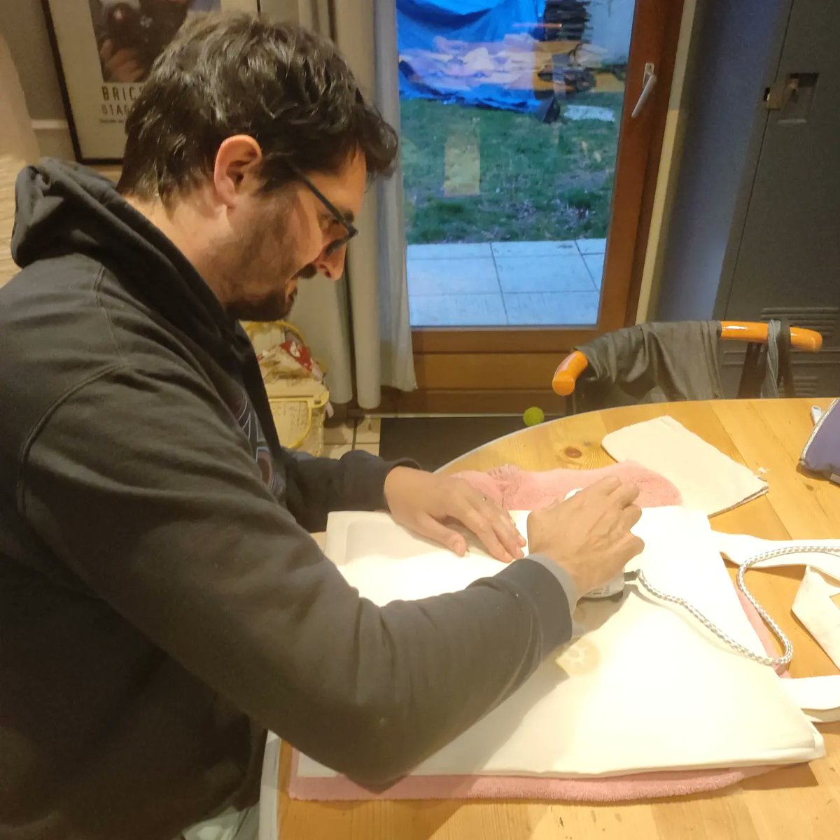 matpha65's tweet image. Après-midi fabrication de tote bag en compagnie d&apos;une super amie et collègue. Merci @Mag18049315 pour le cours de couture #fablabalecole #ddec65 #ensembleonavance