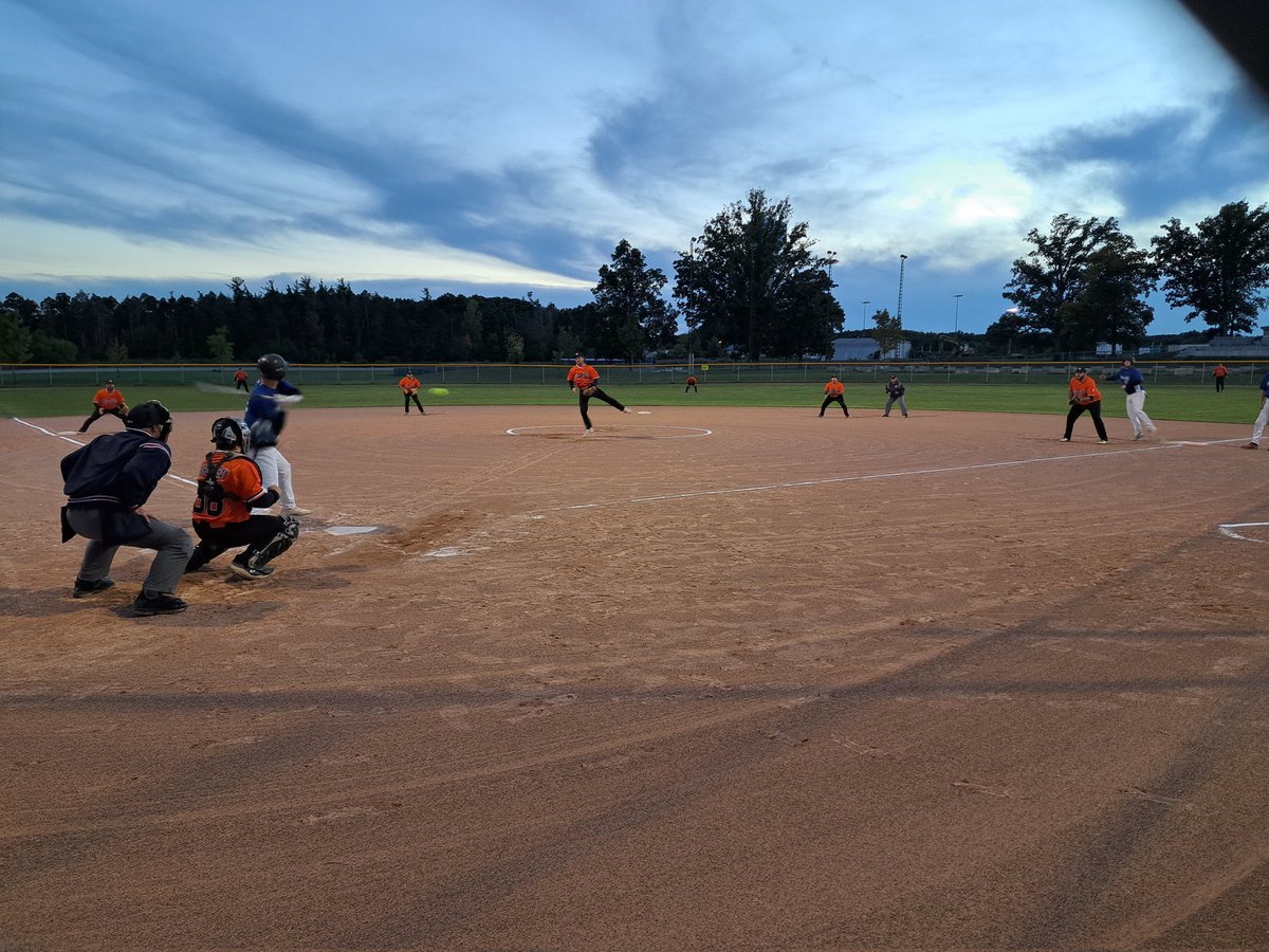 Couple Giants headed to the U23 World Championships.. against each other!Congrats to:

Owen Torrie (CAN) 🇨🇦
Cody Gibbons (USA) 🇺🇸