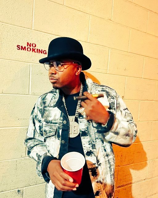 Illadelph_78's tweet photo. "Still I'm drifting in a high, blunts is like insulin
95-I, I drive high, zoning"๐ฅ๐ฅ๐ฒ
- @Nas
Tomorrow night ๐, things get OFFICIAL! #NasMSG https://t.co/5XfZCLQdGL