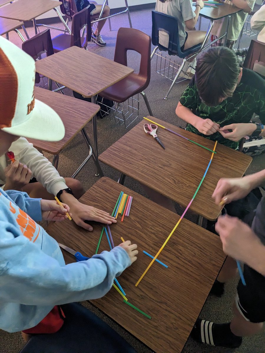 kanesclass's tweet photo. It's #instantchallenge day!
Build the tallest freestanding structure using only straws!
"But, how are we going to make it stand up?!" "Only 1:15 left!" #gtlearners https://t.co/qN8Y5PKb5R