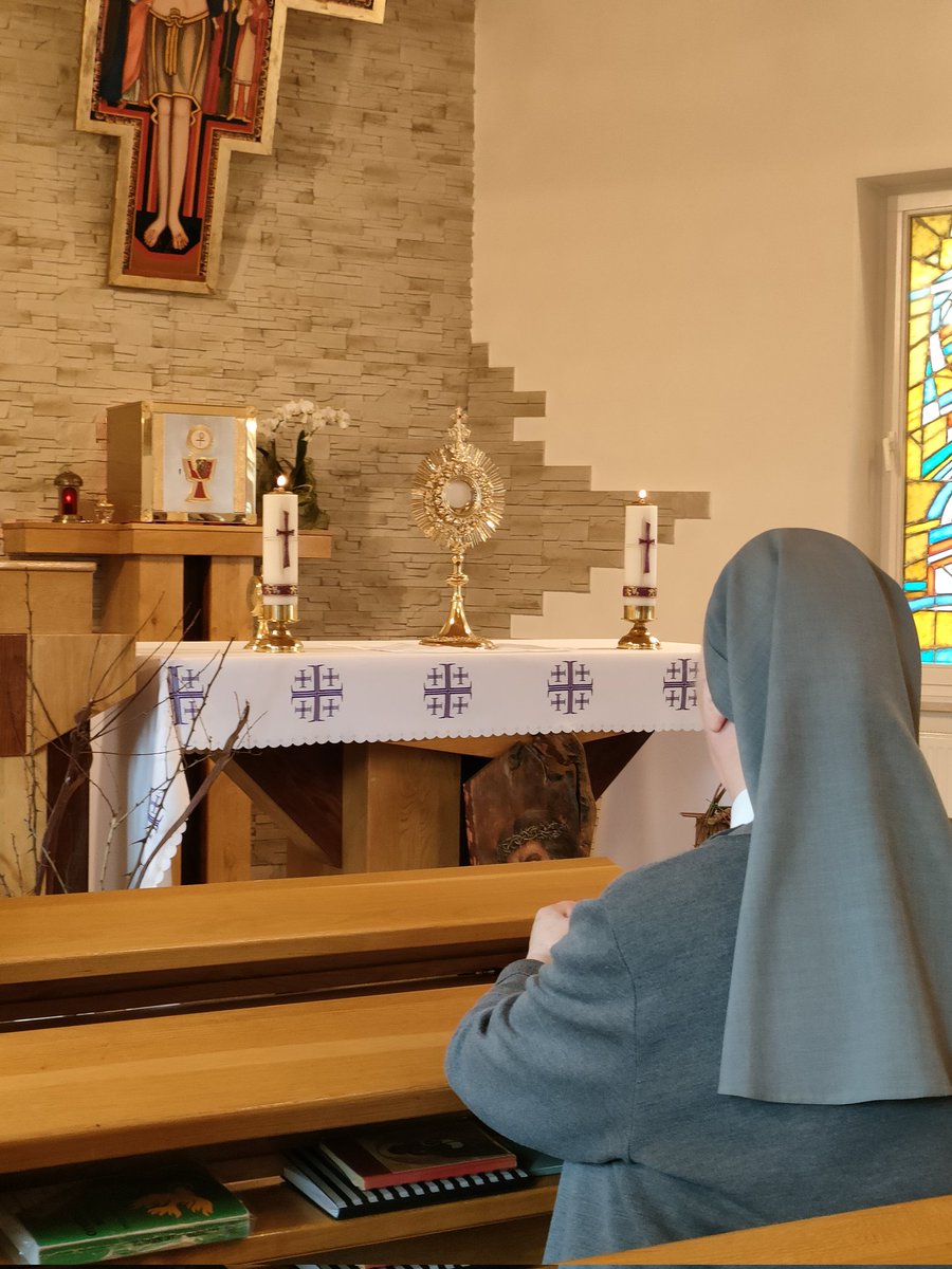 siostrysfb's tweet photo. Dla kilku z nas zakończył się dziś piękny czas rekolekcji, głoszonych przez @oblaci_pl 
Bogu niech będą dzięki za te dni słuchania i szczególnej obecności Pana. https://t.co/SNI6aWQQjP