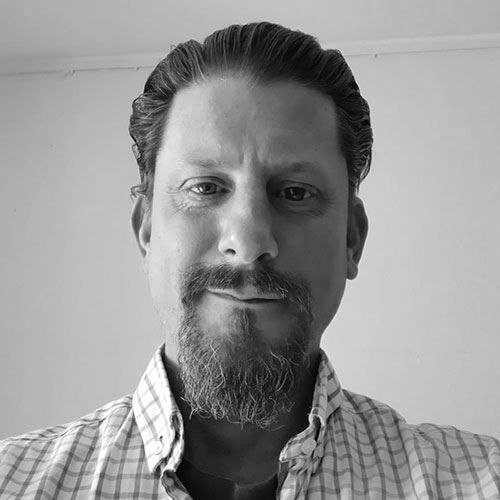 joerg_ralf's tweet photo. Thomas Jendges
Jens Bengen
Clemens Arvay

Sie wurden von den Medien verfolgt. 
Nicht weil sie eine Straftat begangen haben.
Sondern weil sie die Wahrheit gesagt haben  !!!

Clemens Arvay muss unter der Verfolgung vom FALTER sehr gelitten haben. https://t.co/FTmgNR17LQ
