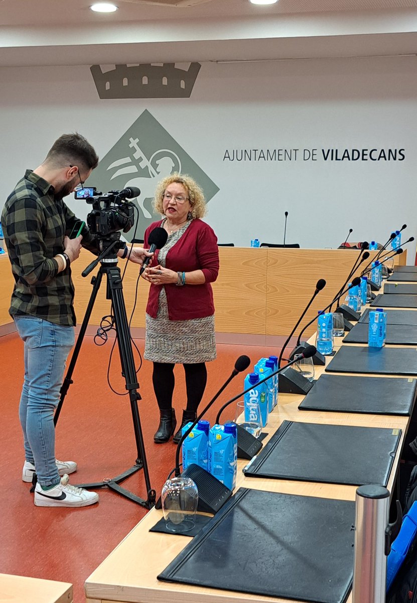 ComunsVila's tweet photo. Avui hem acabat el Ple amb l'aprovació per unanimitat del Pla de Residus de #viladecans Un Pla que ha estat treballat per nosaltres, liderat per l'@encarnigarciajimenez i que s'ha convertit en model per moltes ciutats.
#EncarniAlcaldessa
#encarni
#viladecans https://t.co/3V9aVDb0qt