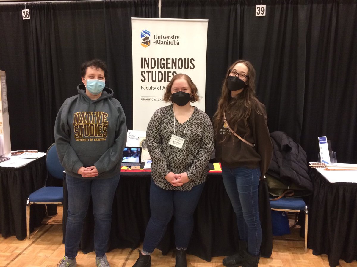 UMbINDG's tweet photo. Check out our department with INDG instructors Shauna Mulligan &amp; Dr. Merissa Daborn alongside PhD student Lydia Gork at #UMOpenHouse https://t.co/zpI6wwxjge