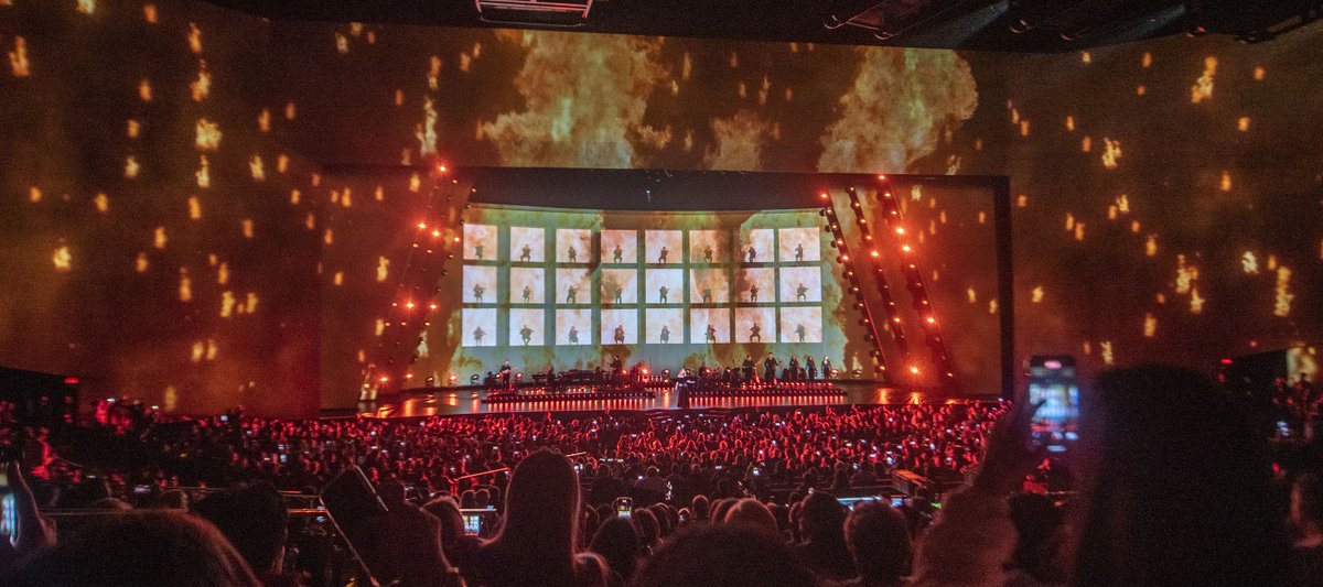 L_ACOUSTICS's tweet photo. The Colosseum at Caesars Palace is home to #Adele's residency, "Weekends with Adele." Helping to enhance the 16-time Grammy Award winner's powerhouse vocals is a fully immersive sound system using L-ISA technology supplied by #ClairGlobal. 🔊
See more at https://t.co/AvUqJIJIAD https://t.co/kTdk27yFhZ