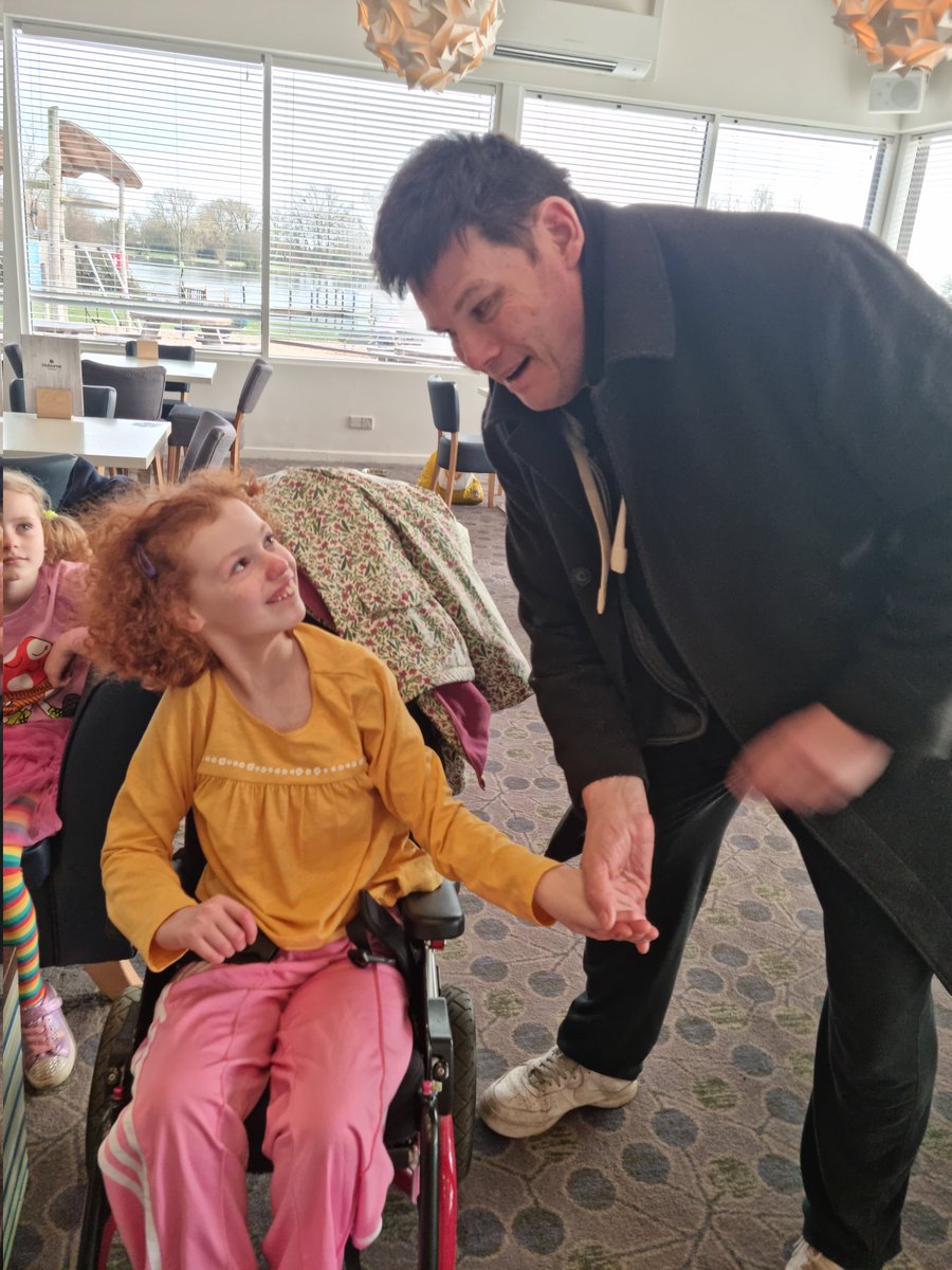 funkymonkeyltd's tweet photo. @MarkLabbett what a star, thank you for taking the time to say hi to your number 1 fan 😊 made her day. https://t.co/zlNcQJPCXz