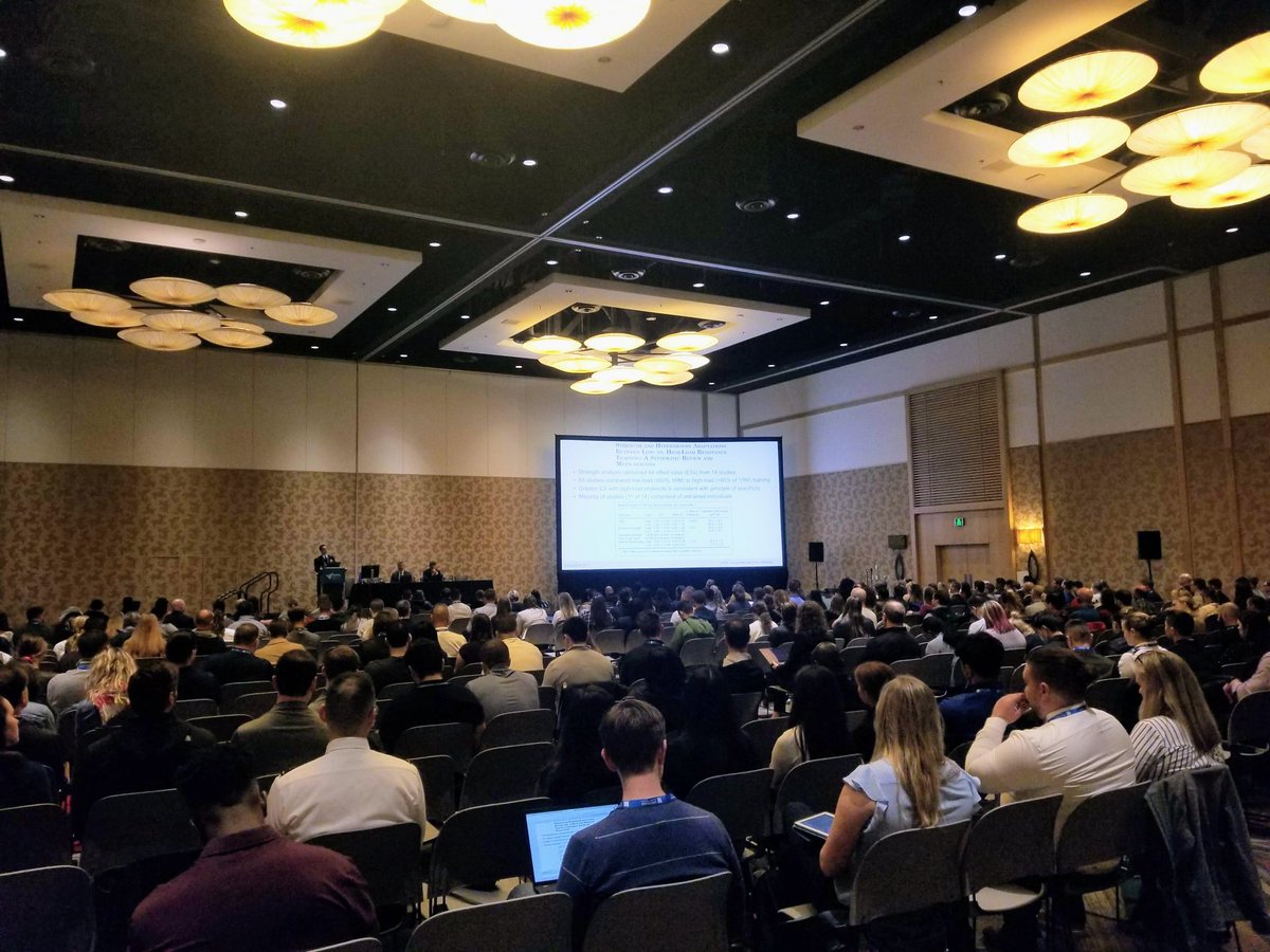 MarkRiebelPT's tweet image. Great turnout for our performance in rehab talk with @DMilesPT and Rob Rowland. Looking forward to the rest of the conference! #aptacsm