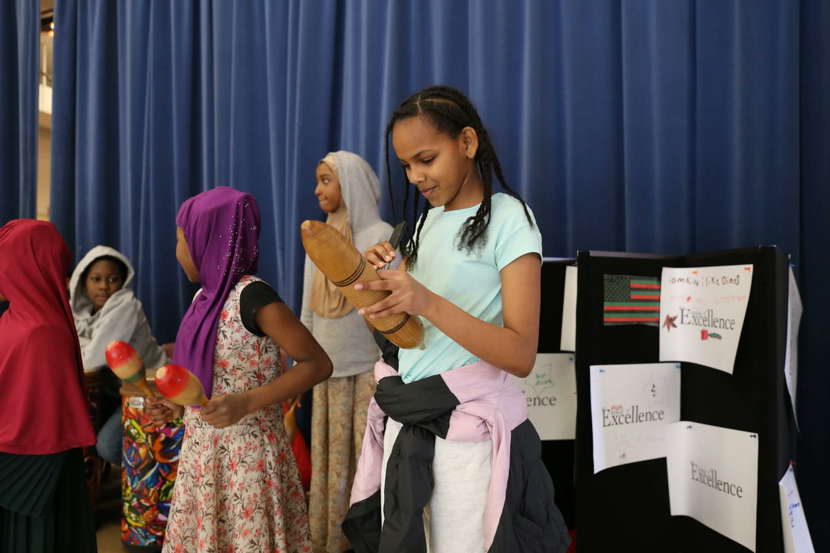 SeaPubSchools's tweet photo. Students in West Seattle Elementary’s Kings and Queens of Excellence Husky Clubs were having great time practicing their performance for the school's #BlackHistoryMonth assembly. Husky Clubs give students an opportunity to learn about topics they enjoy. #SeattleExcellence https://t.co/GcJHDuA8mx