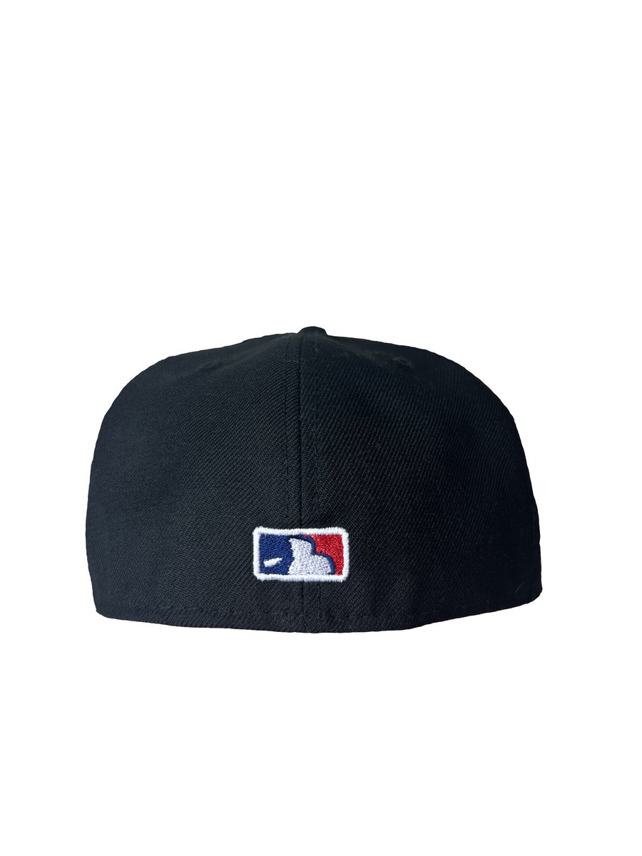 activistdavid8's tweet photo. Corrupt/New Era fitted hats now available on the website! https://t.co/hZGrcoWYdf https://t.co/t9cbnyGemV