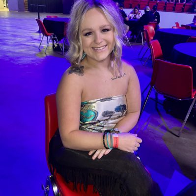 KyleighCK's tweet photo. #NewProfilePic https://t.co/EzDwq3m3Oz