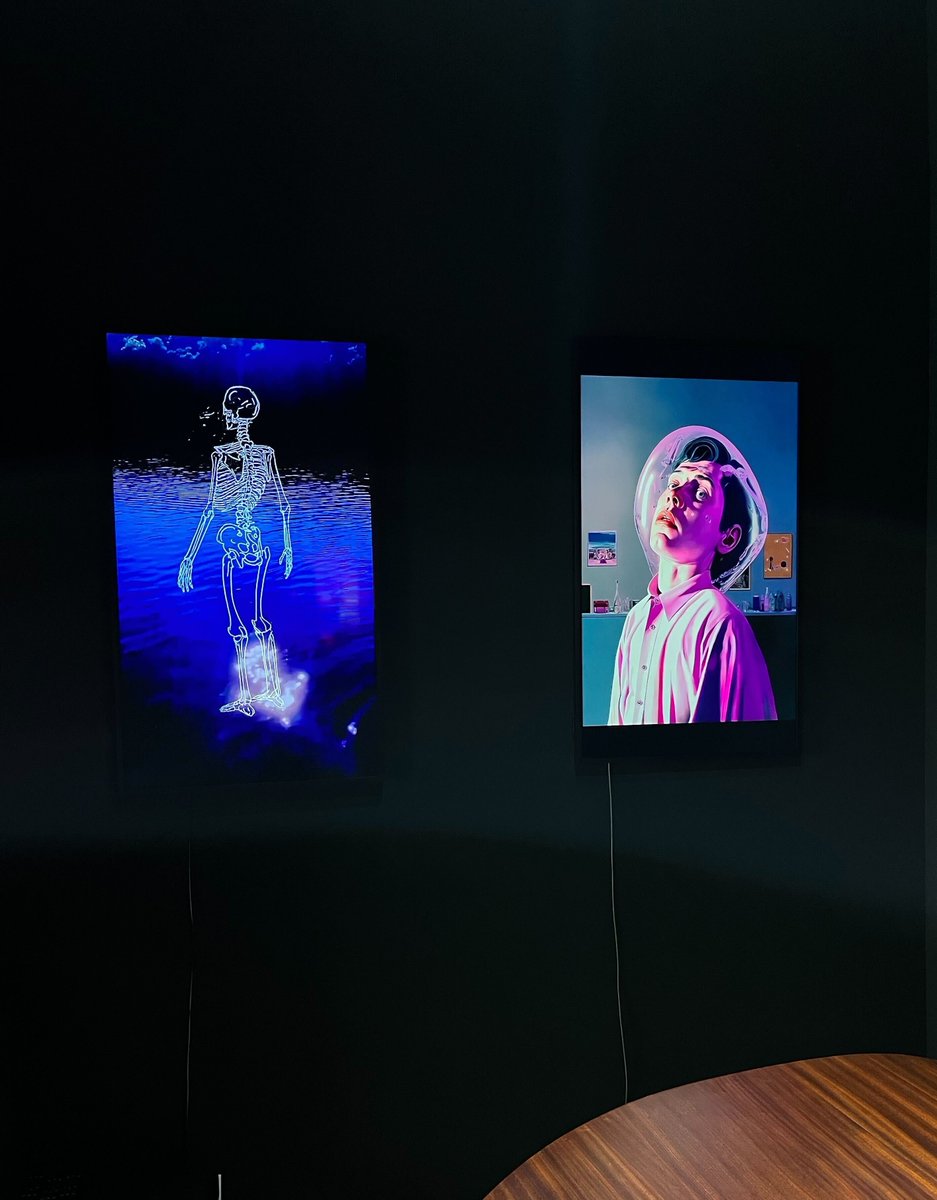 SuperRare's tweet photo. Great to see everyone in Paris at the SuperRare Community Meet-Up💎

Thank you SuperRare Space @ihamnft for hosting and to the artists exhibiting: @tonywallstrom @lifewithart_ @IsraelRiqueros @synchrodogs @klonedontsleep @clownvamp @sashastiles https://t.co/p6HtFcvQor