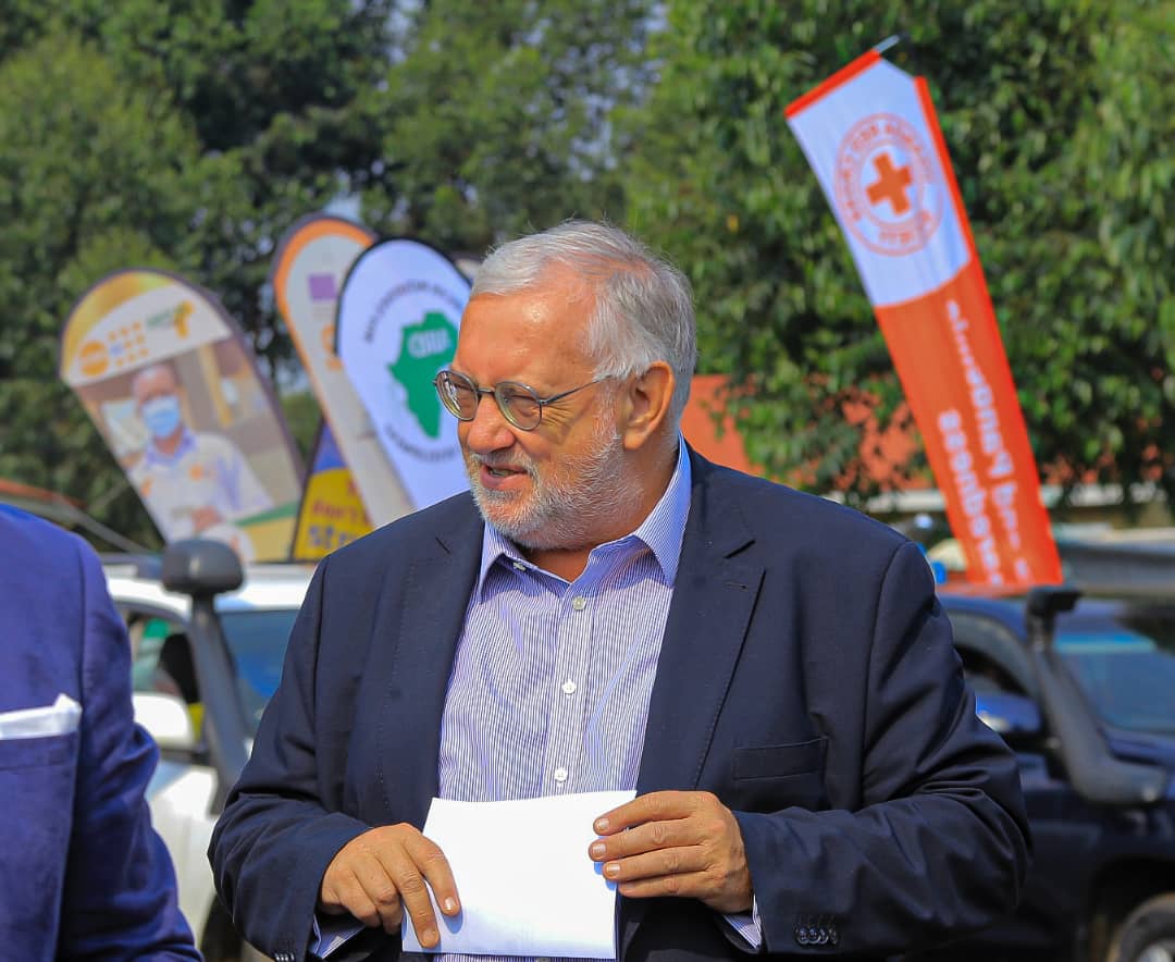 Uganda Red Cross Society (@ugandaredcross) on Twitter photo The <a href="/eu_echo/">EU Civil Protection & Humanitarian Aid 🇪🇺</a> delegation visited Nyakabande transit center in Kisoro today.
Met and discussed pertinent issues with the Partners.
<a href="/OPMUganda/">Office of the Prime Minister - Uganda</a> <a href="/RefugeesUganda/">OPM/Refugees office</a>
#EchoMission #Kisoro #Nyakabande The <a href="/eu_echo/">EU Civil Protection & Humanitarian Aid 🇪🇺</a> delegation visited Nyakabande transit center in Kisoro today.
Met and discussed pertinent issues with the Partners.
<a href="/OPMUganda/">Office of the Prime Minister - Uganda</a> <a href="/RefugeesUganda/">OPM/Refugees office</a>
#EchoMission #Kisoro #Nyakabande