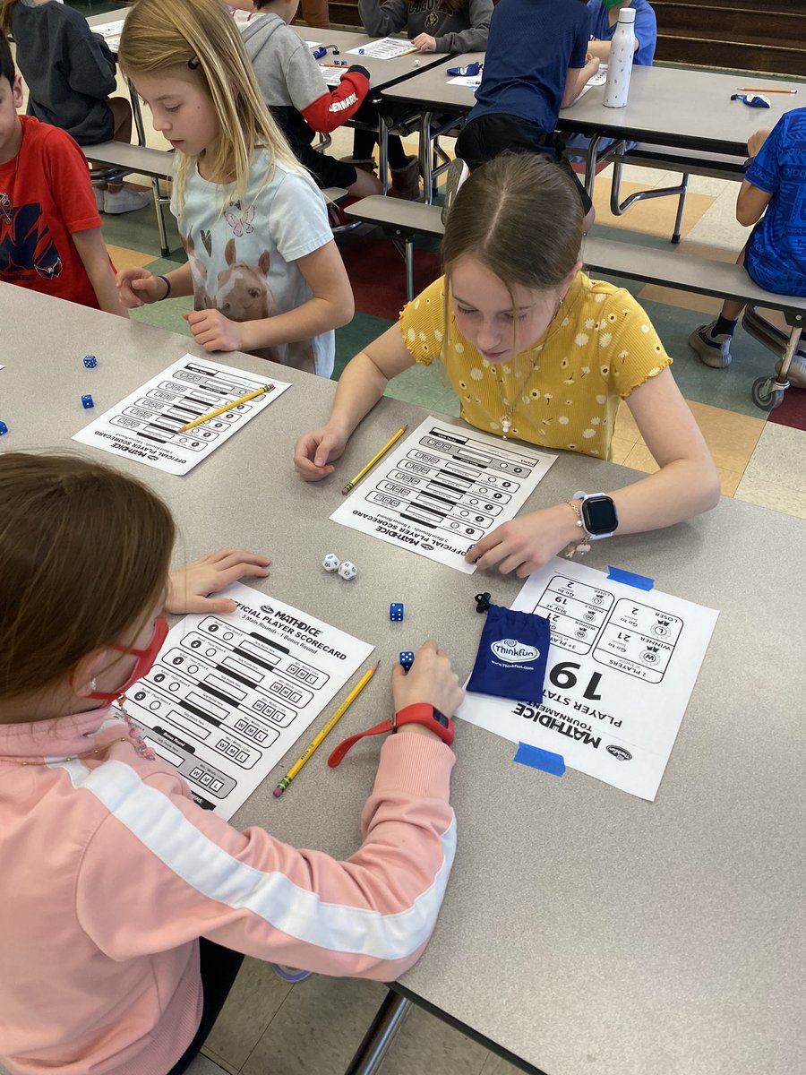 Ryan Van Valen tweet media