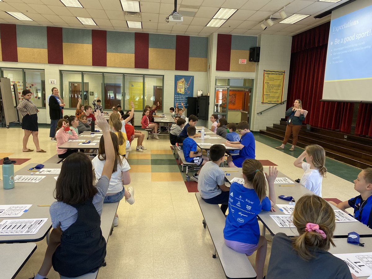 Ryan Van Valen tweet media