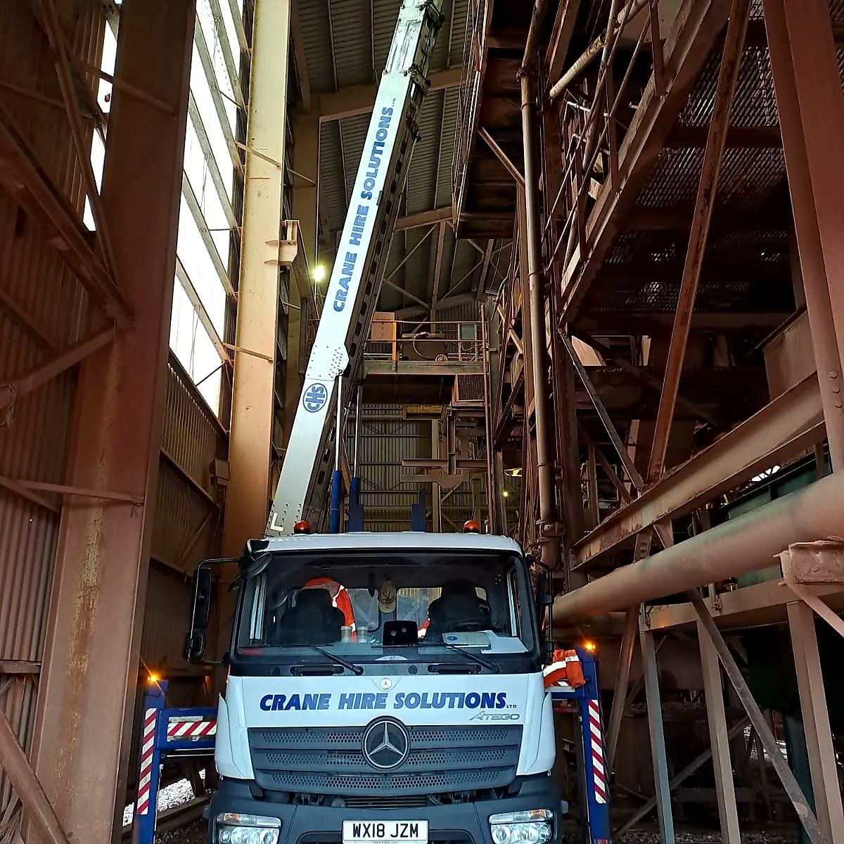 Crane hire solutions tweet media