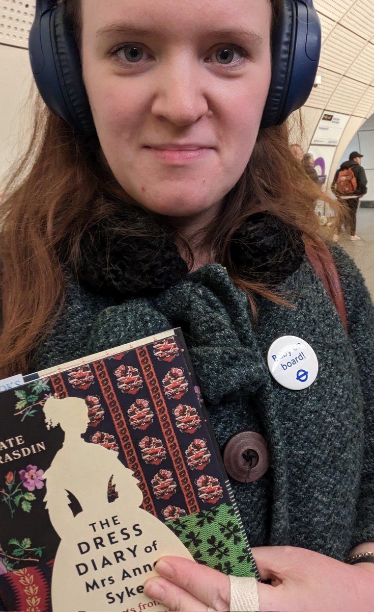 Babes first book launch. Huge congratulations to <a href="/kateStrasdin/">Dr Kate Strasdin</a>, I can't wait to get stuck in 🎉🥂